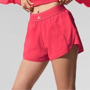 ALO Yoga Candy Red Match Point Short Athletic Shorts Lightweight Curved Hem